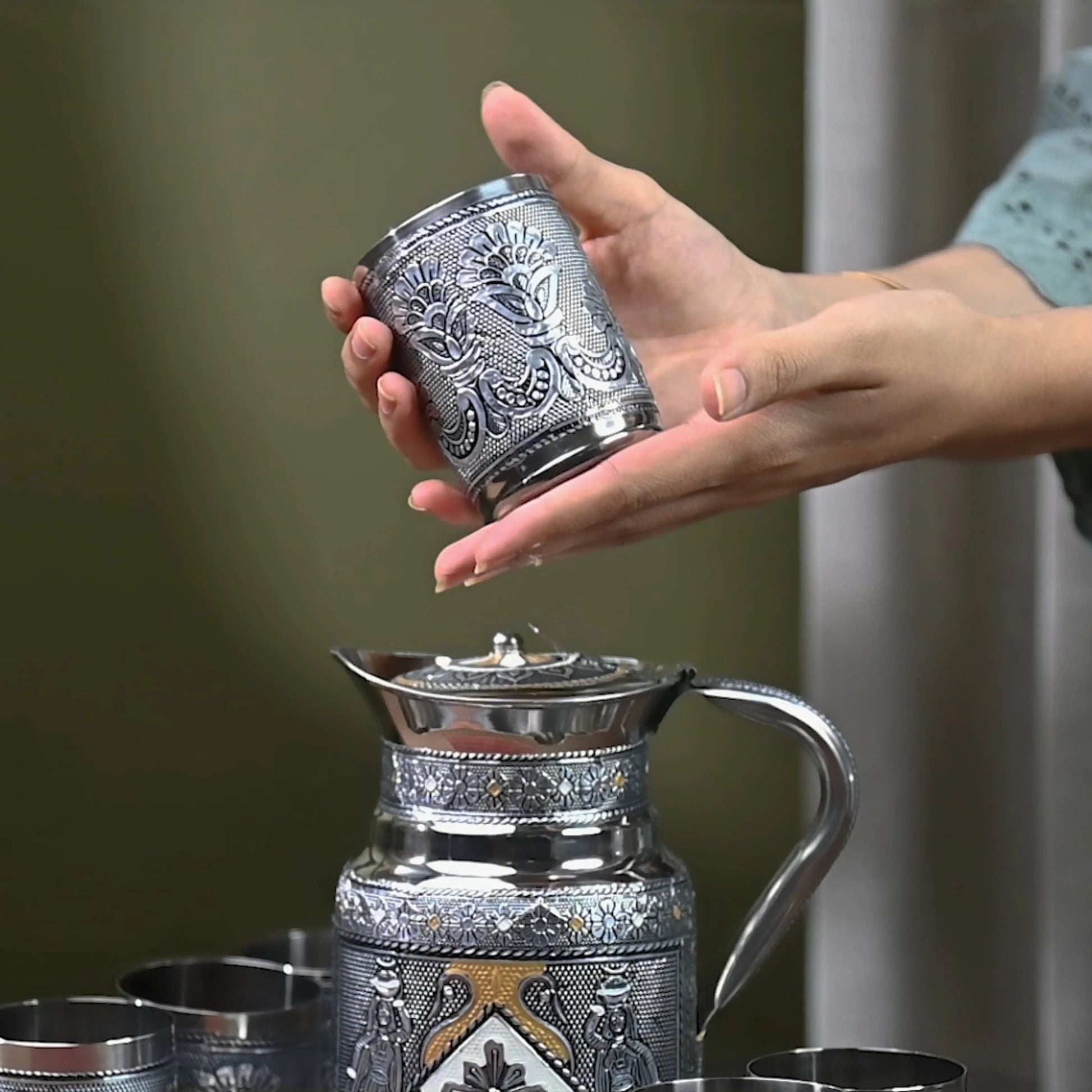 Glass Jug Set with Serving Tray | Stainless Steel Water Jug with 6 Glasses