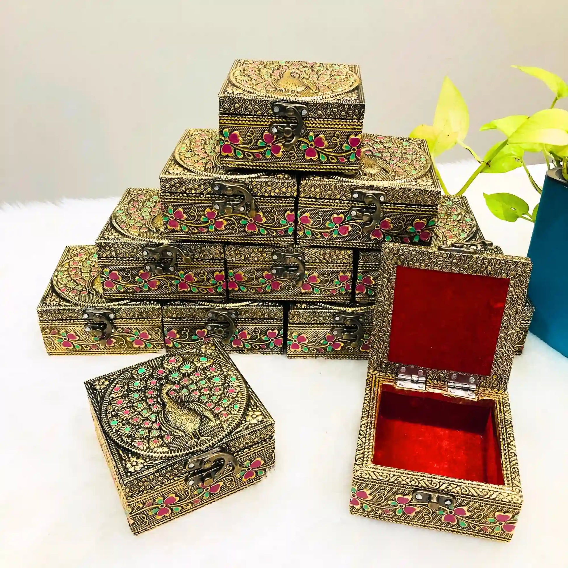 Embossed Jewellery Box | Decorative Storage for Accessories & Gifts
